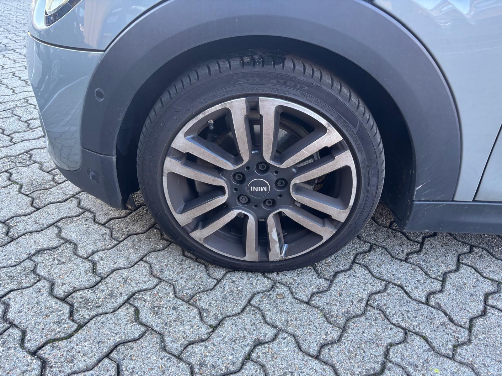 065415f1-1456-415f-9d85-709e87f5205f