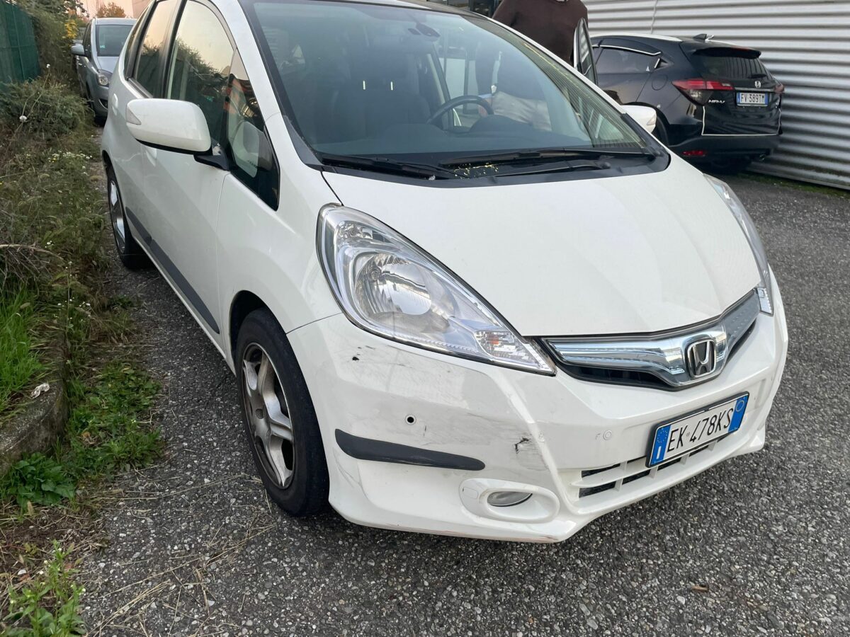 9598cad9-730d-4d4a-8617-6e9a3fa69e29