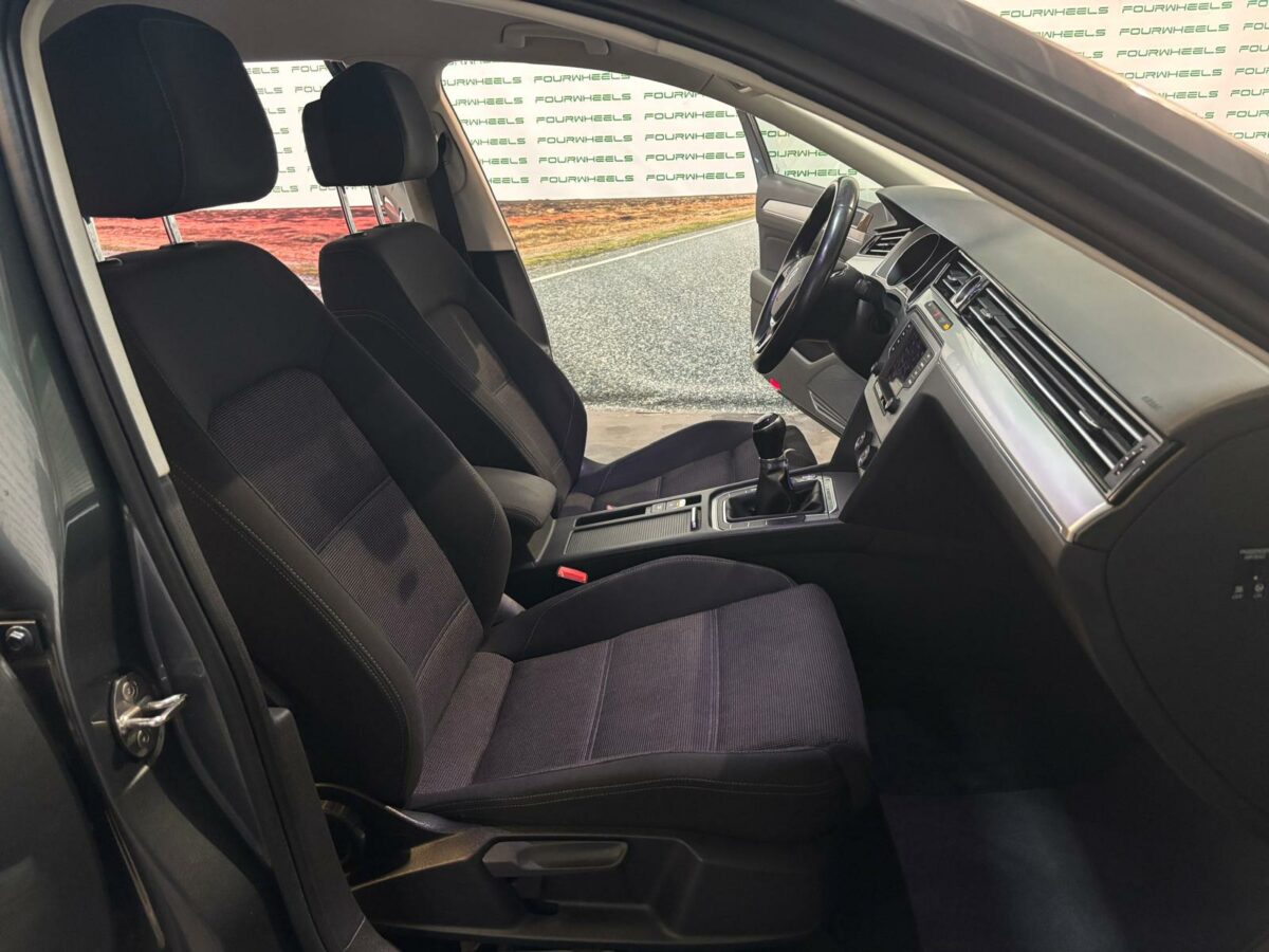 9b277c74-bfab-4f65-843a-d2cd0c515d47