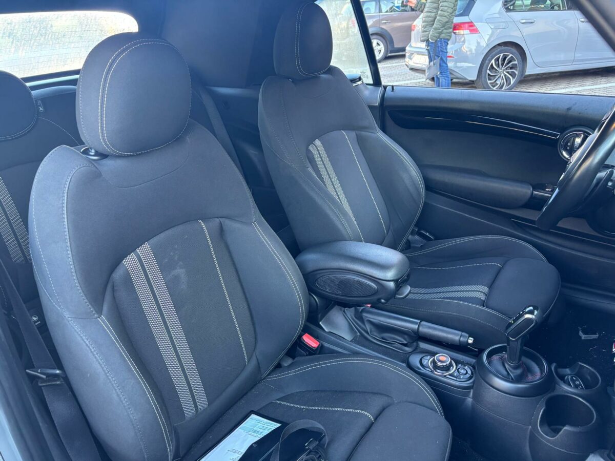 cf098cec-fd4b-4af5-bd72-6298a079e07a