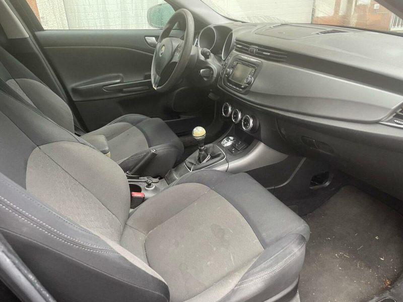 WhatsApp Image 2025-10-21 at 09.36.13 (1)