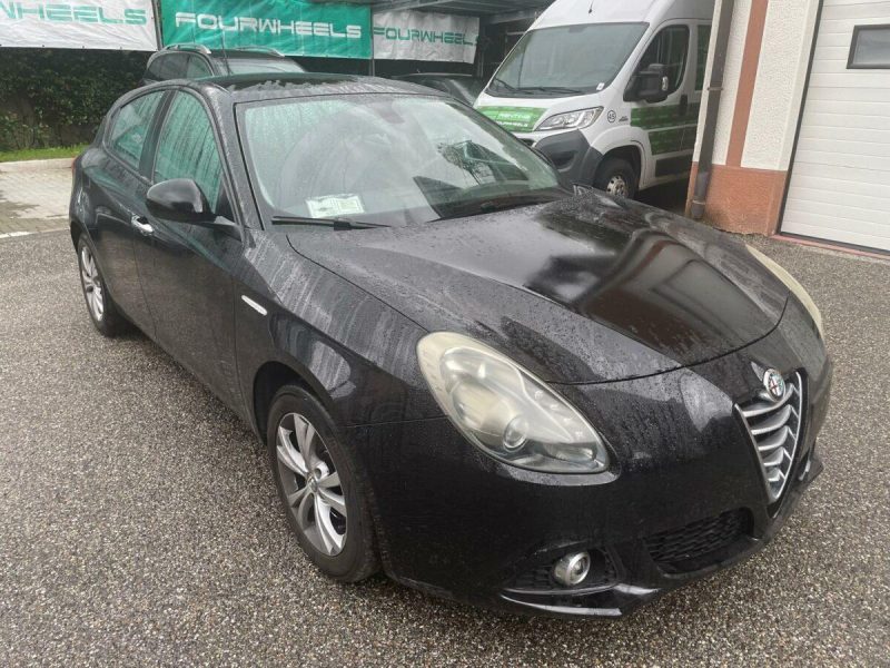 WhatsApp Image 2025-10-21 at 09.36.13 (3)