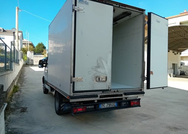 WhatsApp Image 2025-11-05 at 12.31.26 (2)